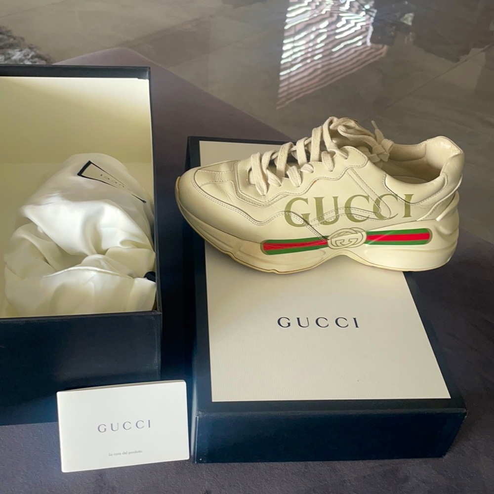 Gucci Cream Leather Rhyton Sneakers with Red & Green Web